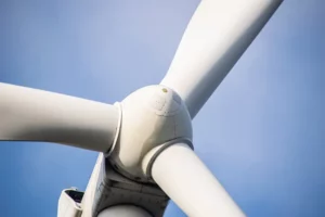 aerogenerador en el mar de Japón