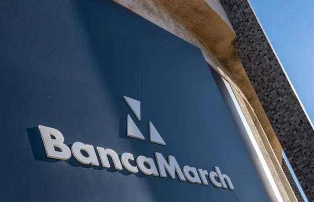 Banca March financia 40 plantas solares