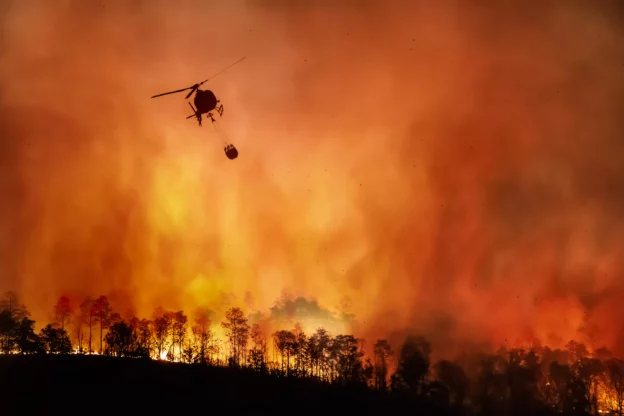 Compañías prueban un helicóptero autónomo para combatir incendios forestales