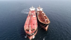 Ship to ship transfers between two vessels