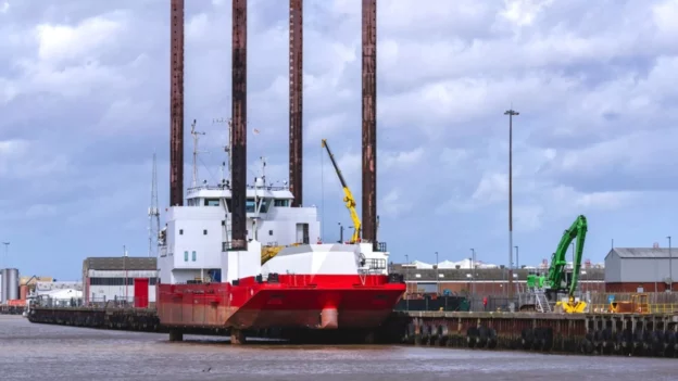 plataforma marina autoelevadora