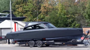 Barco eléctrico Candela C-8
