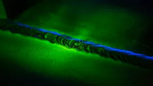 Protección ante el ataque por hidrógeno a alta temperatura mediante partículas magnéticas fluorescentes húmedas de alta sensibilidad