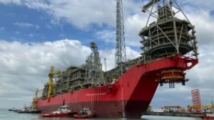 Primera extracción de petróleo