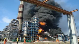 Importance of fireproofing in metallic structures of oil installations