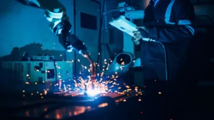 Soldadura blanda vs. soldadura fuerte: Análisis comparativo de técnicas y usos