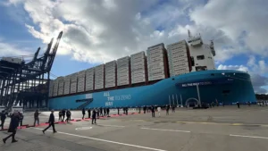 El buque portacontenedores Adrian Maersk impulsado por metanol