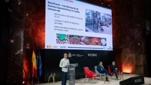 La conversión de residuos de biomasa en materiales químicos de alto valor por la Universidad de Valladolid y el CSIC