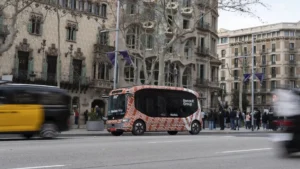 Las pruebas de Renault y WeRide en un urbanismo transitado de Europa