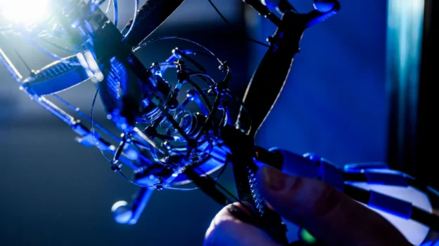 Los ingenieros de Northeastern crean robot híbrido que equilibra fuerza y flexibilidad