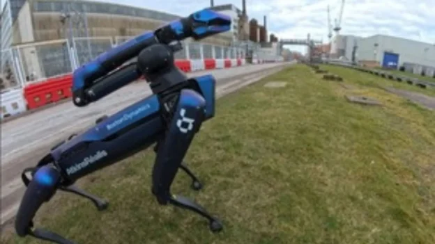 robot spot avanzando en labores de desmantelamiento nuclear