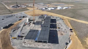 Empresas firman acuerdo de energía geotérmica
