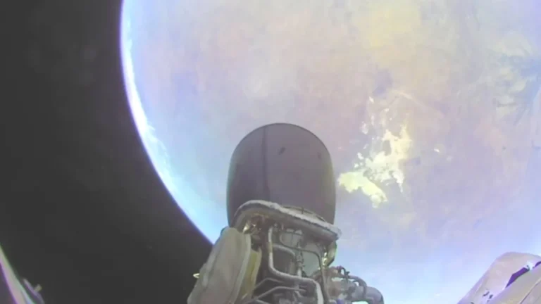 La extensión de compuesto de matriz cerámica para motor de cohete de AFRL por Firefly Aerospace