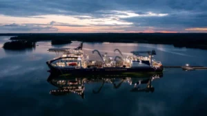 Prysmian completa la conexión de cables submarinos en el parque eólico Sofía