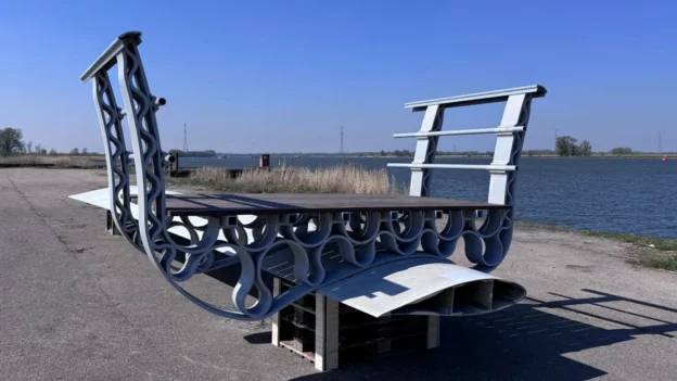 pala de turbina eólica transformada