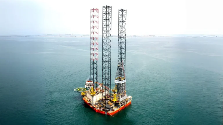 La empresa Velesto Energy obtiene contrato de perforación para la plataforma NAGA 4 en Vietnam